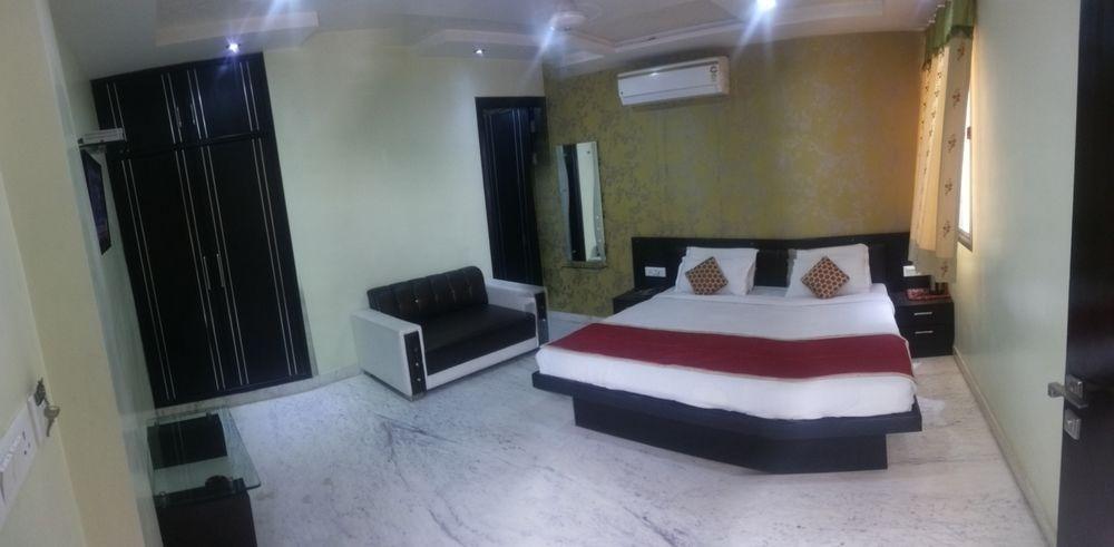 Star Hotel Agra  Exterior photo