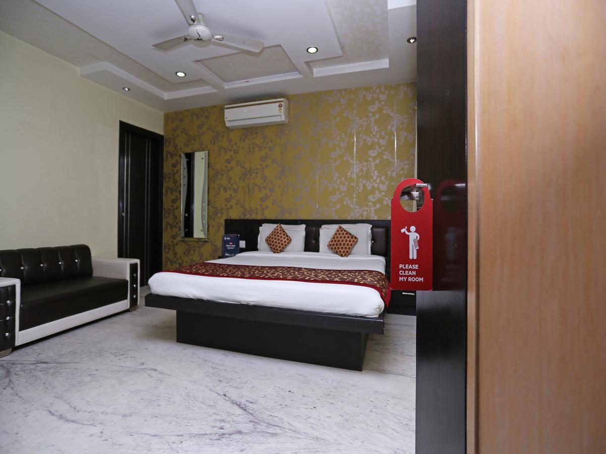 Star Hotel Agra  Exterior photo