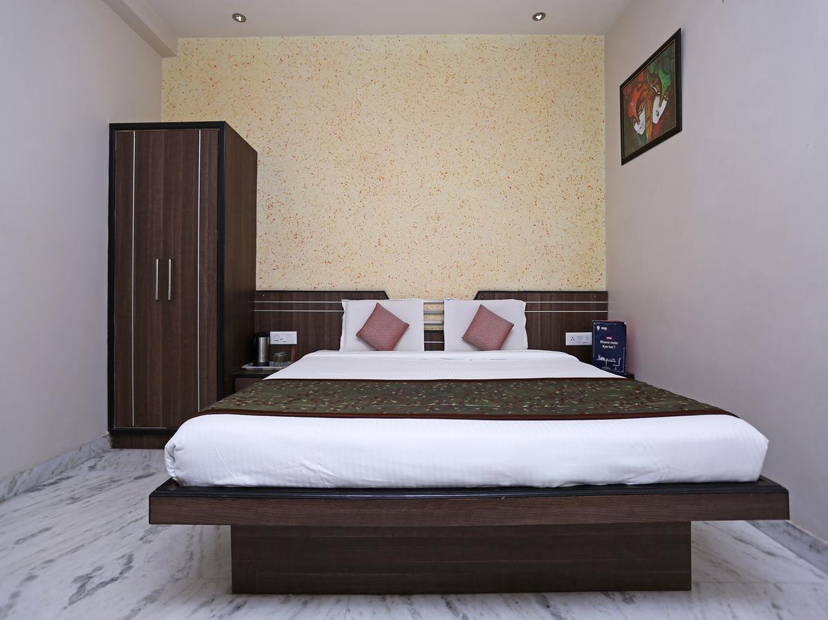 Star Hotel Agra  Exterior photo