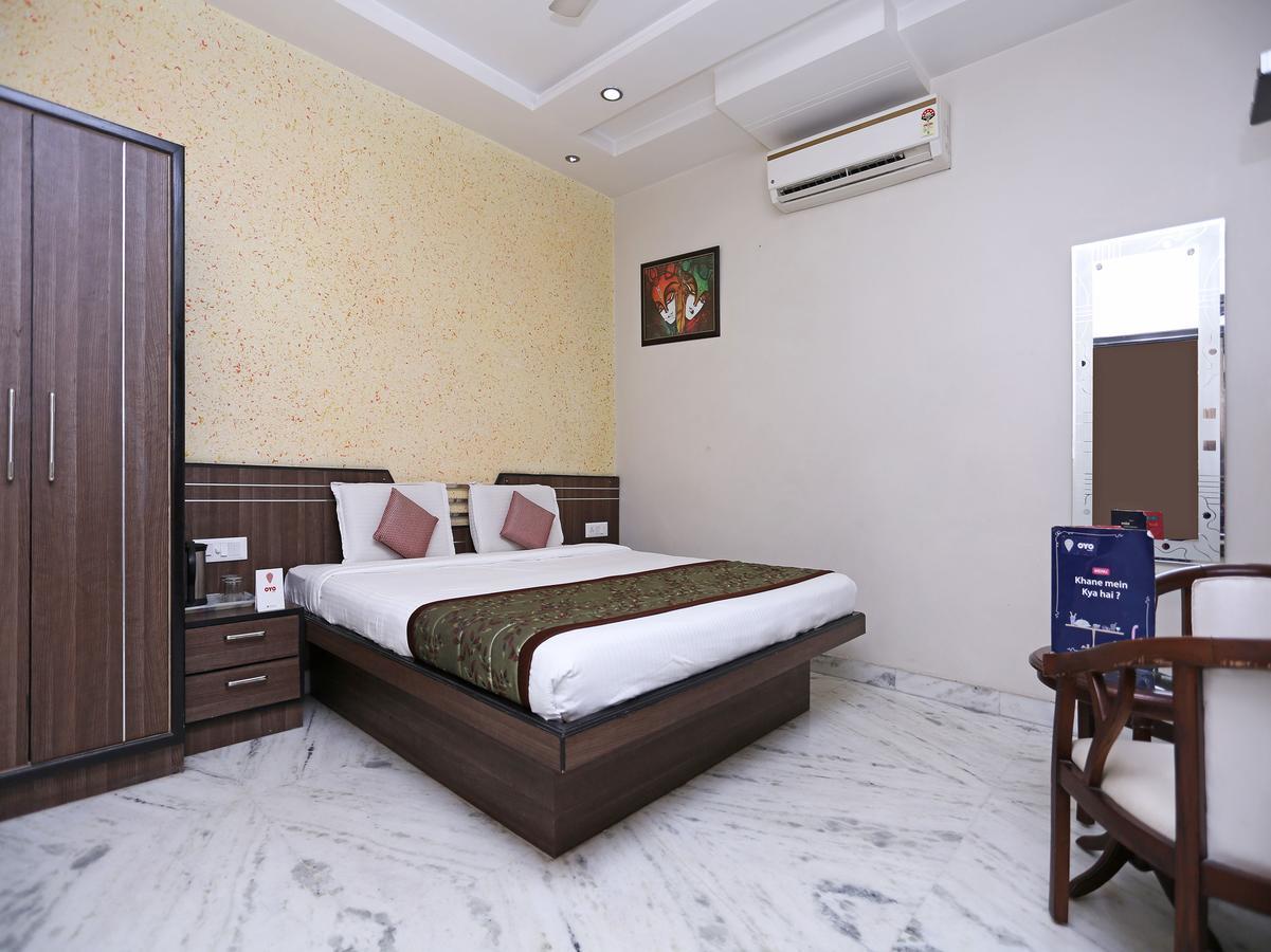 Star Hotel Agra  Exterior photo