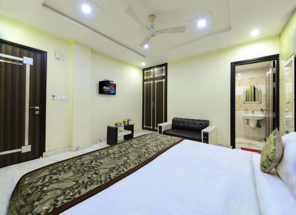 Star Hotel Agra  Exterior photo